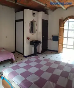 Cabaña de bosque con alberca - Image 3