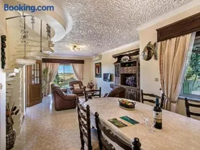 VILLA SALGADOS, near ALBUFEIRA, with Private Pool, 5 minutes from Gale Beach - Image 4