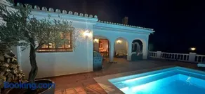 Romantic white Villa -heated pool - Image 2