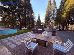 Downtown- Firepit,Trees, WFH-No gate fee like PML - Image 4