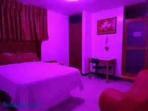Hostal Reyna - Image 2