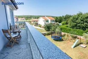 Mitros Apartment - Image 3