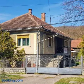 Garan Vendégház - Image 1