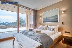 HILL - 73 by AA Holiday Homes - Image 3