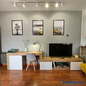 Romántico apartamento con terraza y piscina - Image 4