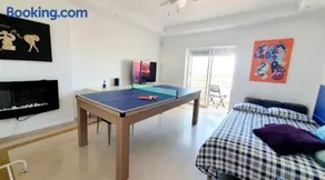 Private Room & Ensuite Bathroom In Stylish Shared Apartment - River View, Beach & Lisbon Accesss - Image 4