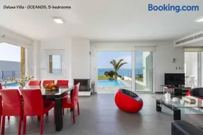 BLUE CORAL BEACH VILLAS three exclusive villas - Poseidon - Nautilus - Oceanos - and - Baby Coral bungalow - Image 2