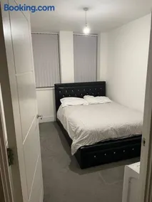 New London Apartment- 20mins from Central City - Image 4
