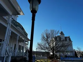 Walk To Goodspeed Opera House from this quaint 2 BDRM APT - Image 1
