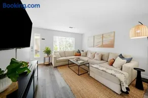 Leucadia's Beach House w Game Room - Image 3