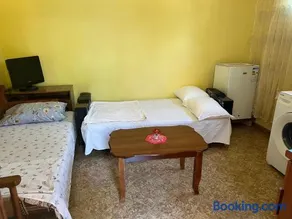 Nadi's House - Image 1