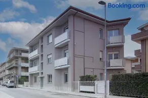 Palazzina Romani-Romani Holidays Apartments - Image 1