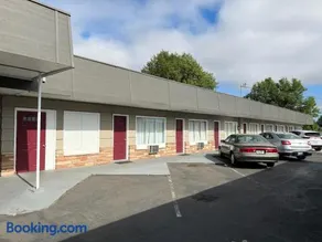 REGENCY INN - Image 1