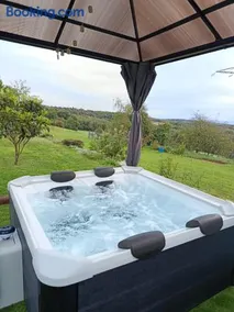 Lodge climatisé avec vue panoramique - Image 1