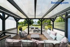 Ferienhaus Landlust - Erholung mit Fasssauna und Whirlpool nahe Binz! - Image 2