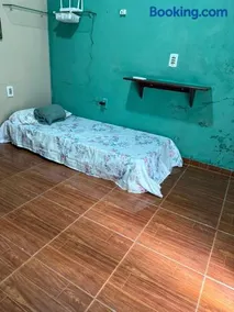 Casa em Benfica oito Pessoas no mínimo - Image 2