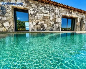Casa lY - Image 1