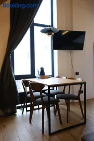 Baza Smart Hotel - Image 2
