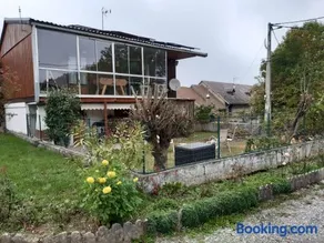Chalet dans village - Image 3