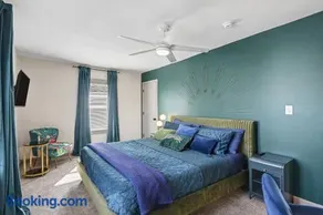 Cozy 2BR Near Ohio State - Private Yard - Parking - Image 3