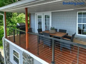 The Riverfront Serenity Lodge - Image 2