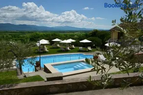 Camera privata con terrazza, giardino e piscina - Image 1