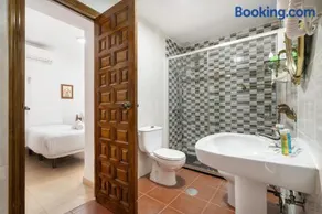 Hotel La Quinta de Santillán - Image 5