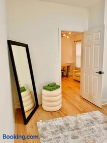 Spacious 3BR Apartment - 12min Newark Airport -Near NYC & Malls - Image 4