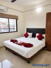 Hotel Elite Stay - Image 2