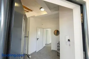 Modern 4 bedroom near Warsaw parking/wifi/200m2 - Image 2