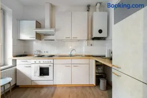 Cosy Remise Apartment Berlin Reinickendorf - Image 4