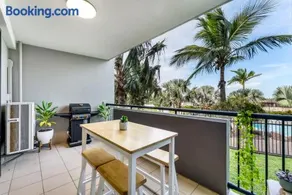Yeppoon Coastal Apartment - Image 3