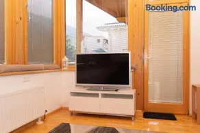 Cosy flat in Axams, 85 square metres - Image 1