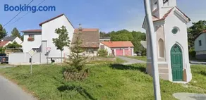 Maygarden Wellness Countryside Cottage Prague - Image 4