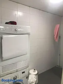 Valoisa avara yksiö loistavalla sijannilla - Image 4