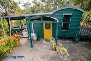 Birdsong Train Carriage Cabins - Image 4