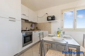 Elicriso - Happy Rentals - Image 4