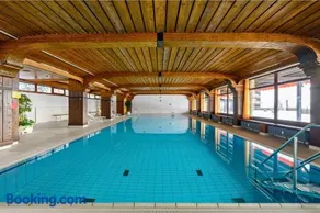 Holiday&Stay, Pool, Massagesessel, 85Zoll TV, Küche - Image 1