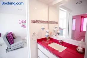 Modern Designer Apartment Taurito - Image 4