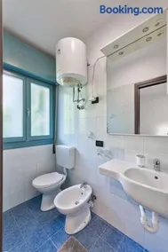 Ginestra Deluxe Idromassaggio privato e piscina - Image 4