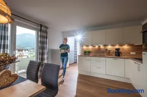 Apartment Eve - Image 1