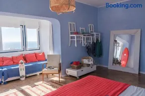 Chill in Ericeira Surf House - Image 3