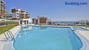 Voll ausgestattetes Apartment mit Pool, Garten und Terrasse | Strandblick | Strand in der Nähe - Image 1