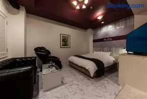 HOTEL ESTASI Adult only - Image 1