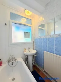 Kingsward House - Image 3