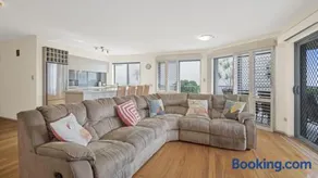Breakwater Views Apartment 2 Cabarita Beach - Image 3