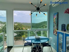 Wonderful House on the Hill - Image 5
