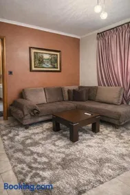 Alexandros Apartments - Image 2