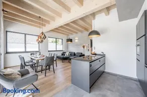 Apartamento ideal para familias con sauna y terraza - Image 2