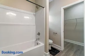 Brand New Modern Luxury Duplex EV Ready - Image 5